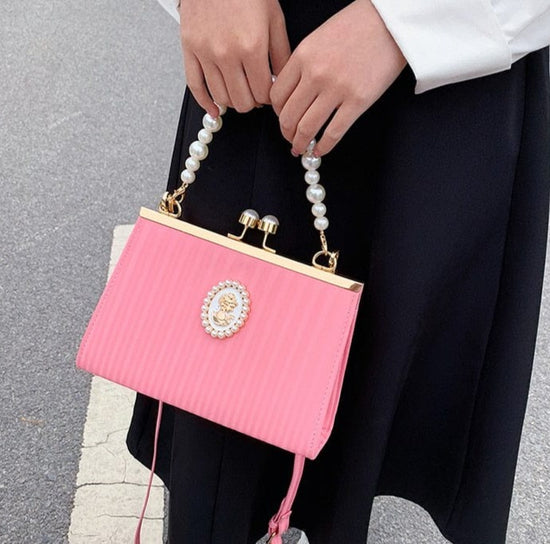 Sweet Pearl Clutch Bag