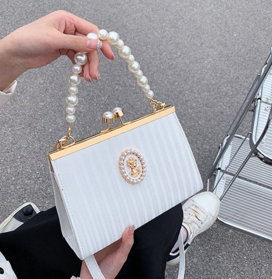Sweet Pearl Clutch Bag