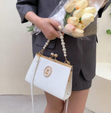 Sweet Pearl Clutch Bag