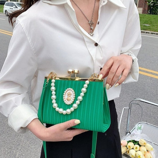 Sweet Pearl Clutch Bag