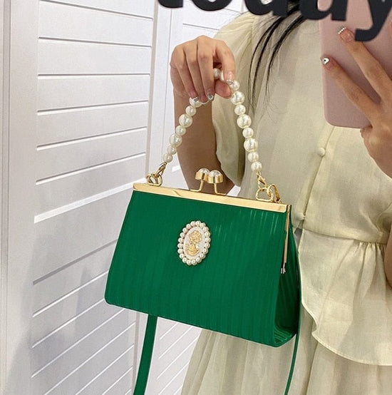 Sweet Pearl Clutch Bag
