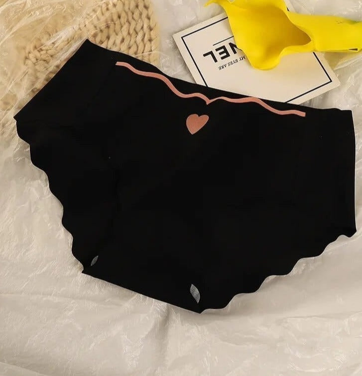 Liliana Traceless Silk Panties (3Pcs)