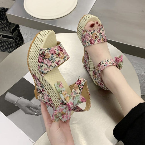Mindy Hot Lace Wedges - AMOROUSDRESS