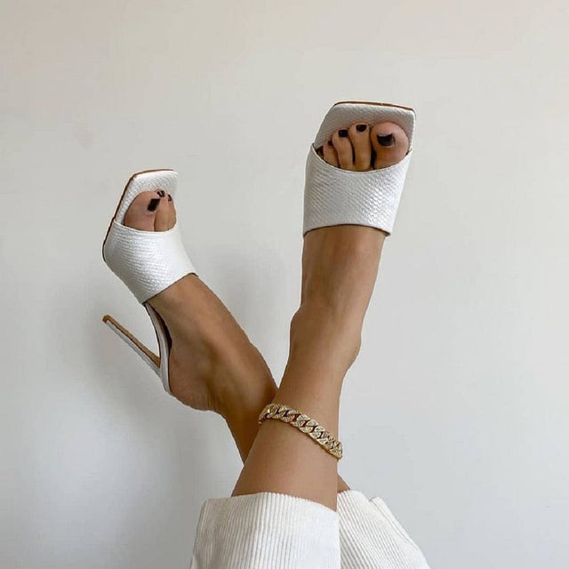 Bea Square Toe Heels - AMOROUSDRESS