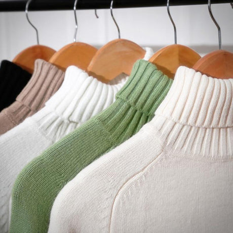 Darling Cashmere Turtleneck Sweater - AMOROUSDRESS